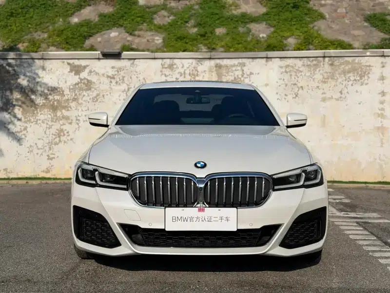 2023 BMW 5 Series 530Li Luxury M Sport Package — миниатюра 2