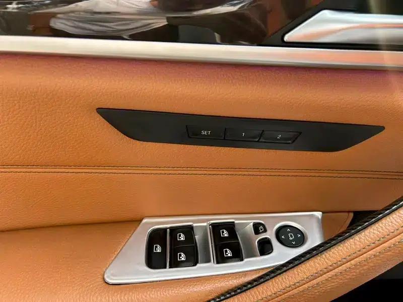 BMW 5 Series 2018 528Li Launch Special Edition — миниатюра 14