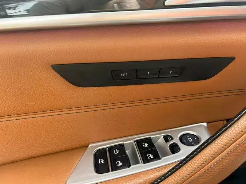 BMW 5 Series 2018 528Li Launch Special Edition — миниатюра 16