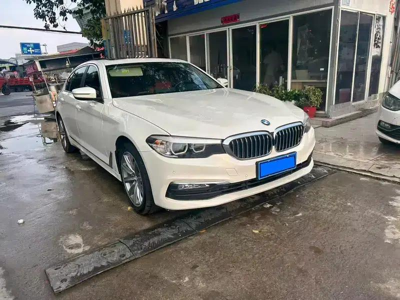 BMW 5 Series 2018 528Li Launch Special Edition — миниатюра 3