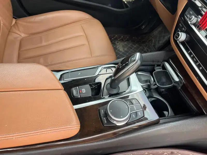 BMW 5 Series 2018 528Li Launch Special Edition — миниатюра 11