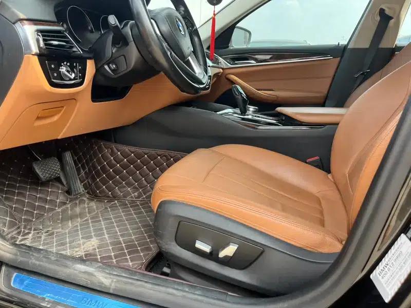 BMW 5 Series 2018 528Li Launch Special Edition — миниатюра 12