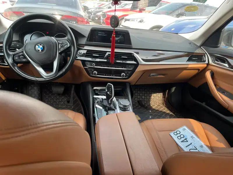 BMW 5 Series 2018 528Li Launch Special Edition — миниатюра 10