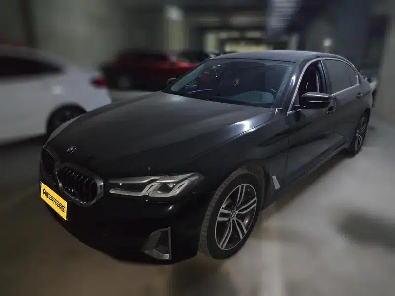 2021 BMW 5 Series 525Li Luxury Package — миниатюра 1