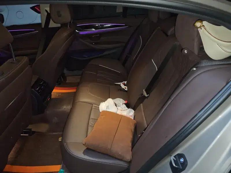 2021 BMW 5 Series 525Li Luxury Package — миниатюра 9