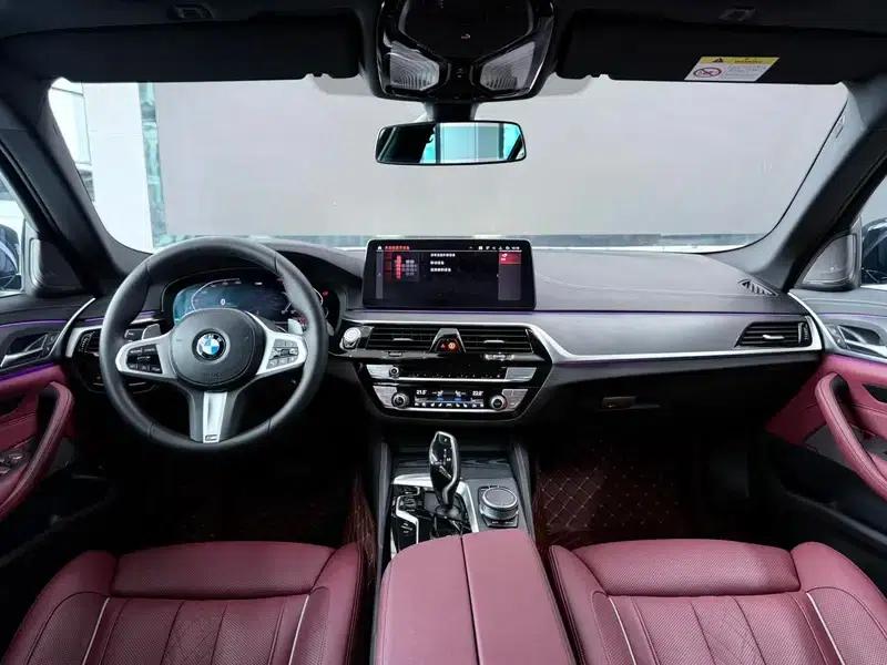 2023 BMW 5 Series 530Li Luxury M Sport Package — миниатюра 7