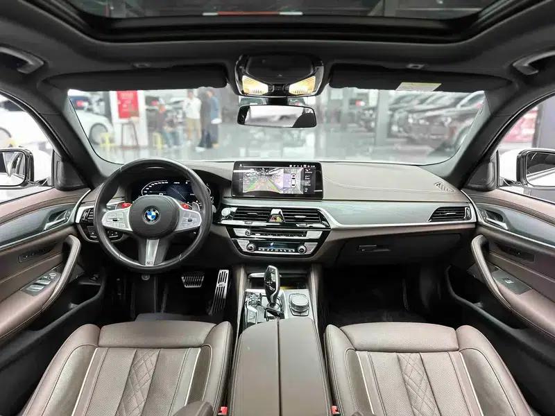 2023 BMW 5 Series 530Li Luxury M Sport Package — миниатюра 5
