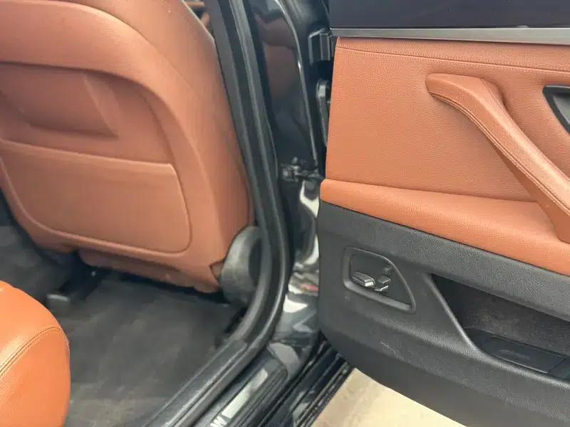 2014 BMW 5 Series 520Li Elegant Edition — миниатюра 11