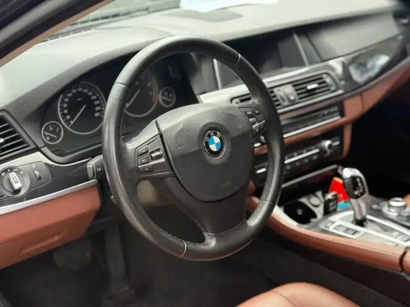 2014 BMW 5 Series 520Li Elegant Edition — миниатюра 16
