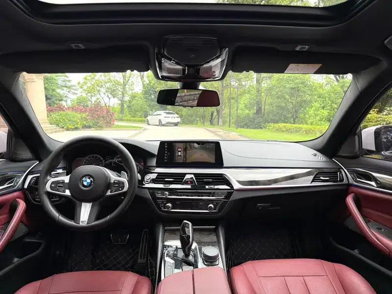 2018 BMW 5 Series 530Li Luxury M Sport Package — миниатюра 7
