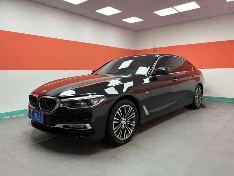 BMW 5 Series 2018 530Li Luxury Package — миниатюра 1