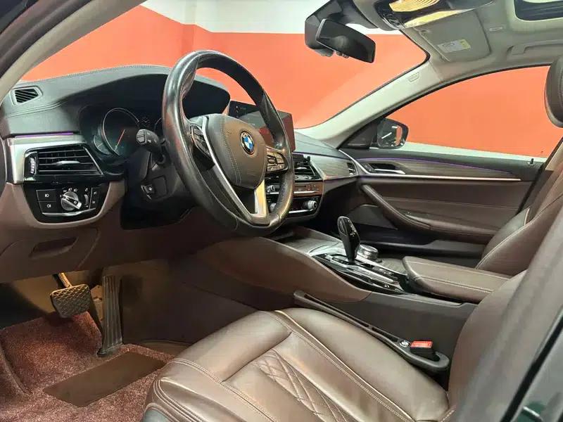 BMW 5 Series 2018 530Li Luxury Package — миниатюра 8