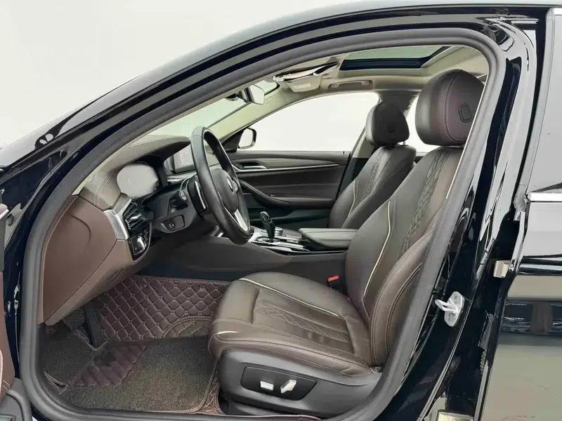 BMW 5 Series 2020 530Li Leading Luxury Package — миниатюра 7
