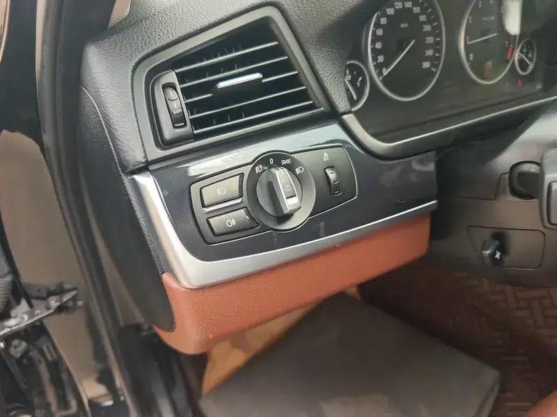 2014 BMW 5 Series 520Li Elegant Edition — миниатюра 13