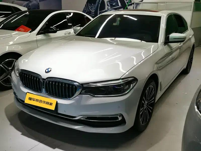 BMW 5 Series 2019 530Li Luxury Package — миниатюра 1