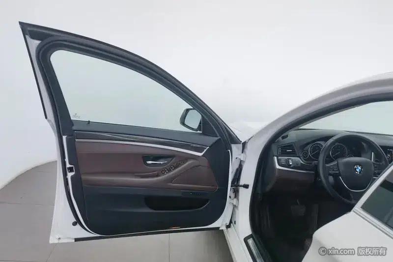 2014 BMW 5 Series 525Li Luxury Design Package — миниатюра 21