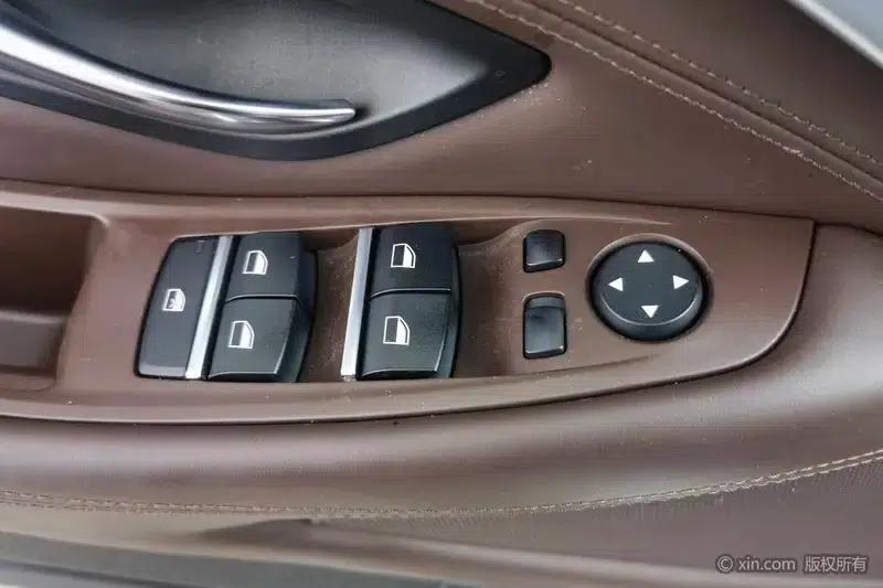 2014 BMW 5 Series 525Li Luxury Design Package — миниатюра 22