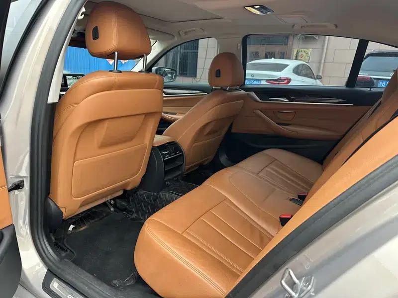 BMW 5 Series 2018 528Li Launch Special Edition — миниатюра 12