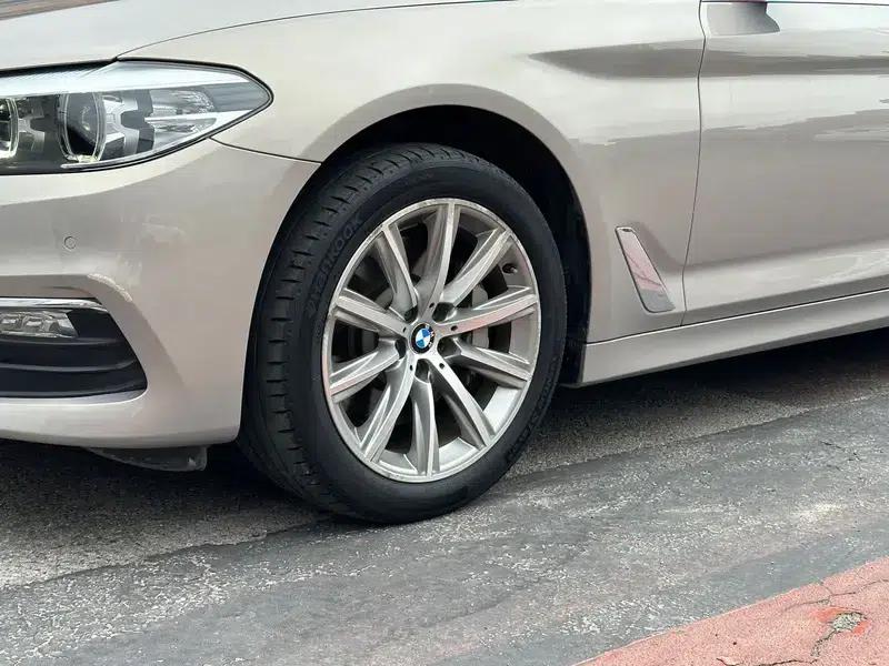 BMW 5 Series 2018 528Li Launch Special Edition — миниатюра 8