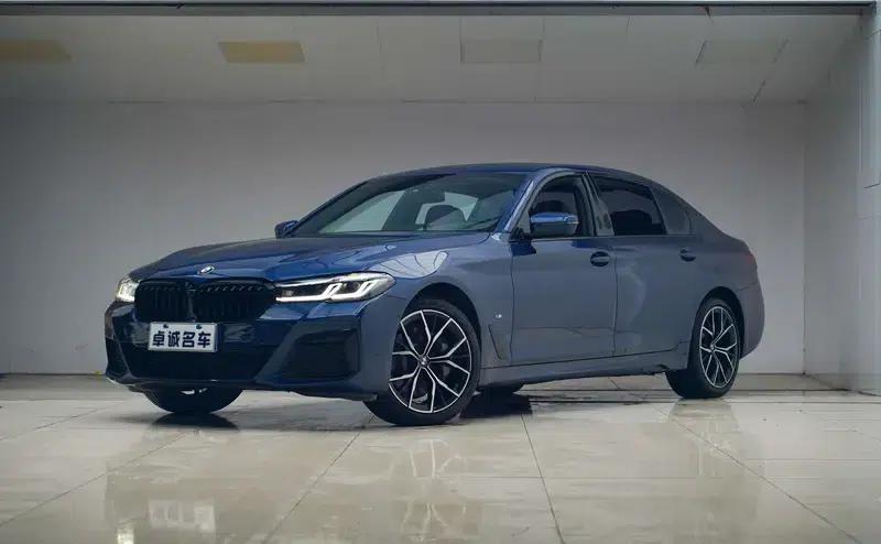 2022 BMW 5 Series Facelift 530Li Luxury M Sport Package — миниатюра 1