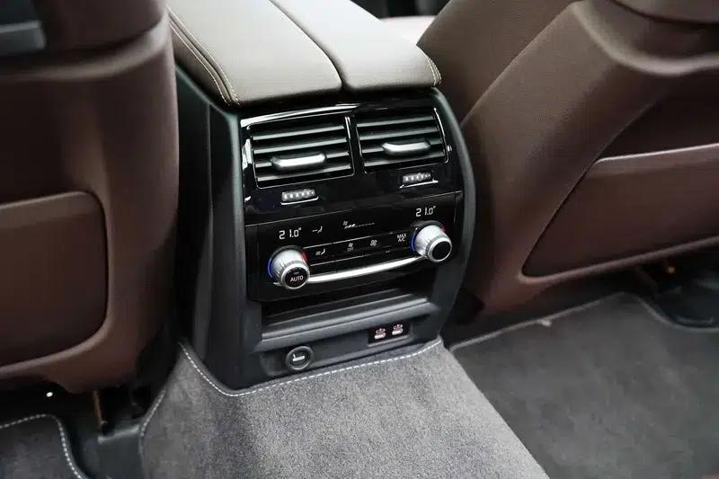 2022 BMW 5 Series Facelift 530Li Luxury M Sport Package — миниатюра 10