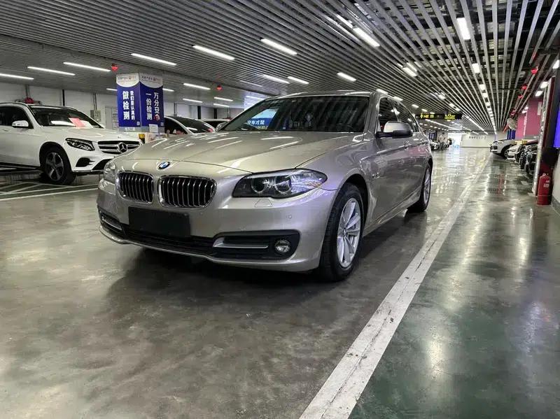 BMW 5 Series 2017 520Li Elegant Edition — миниатюра 1