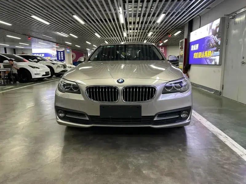 BMW 5 Series 2017 520Li Elegant Edition — миниатюра 2