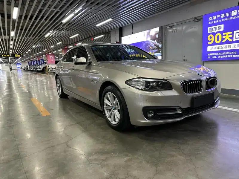 BMW 5 Series 2017 520Li Elegant Edition — миниатюра 3