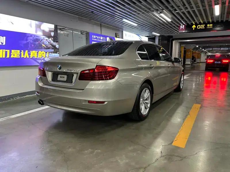 BMW 5 Series 2017 520Li Elegant Edition — миниатюра 6