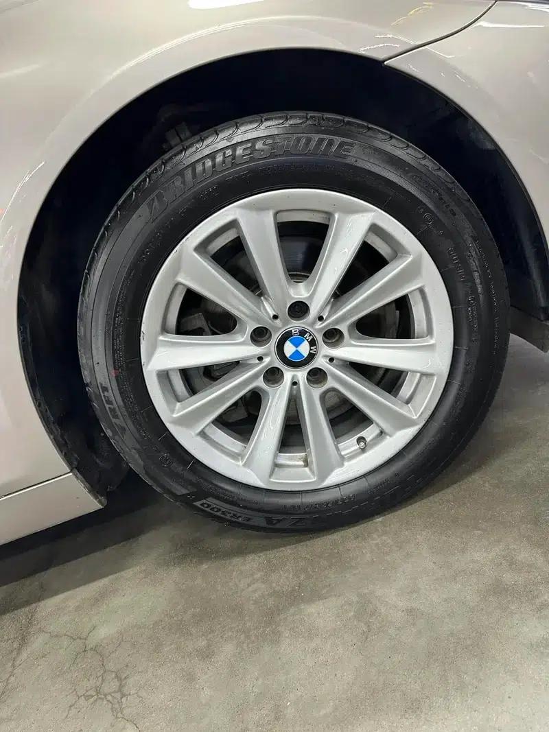 BMW 5 Series 2017 520Li Elegant Edition — миниатюра 8