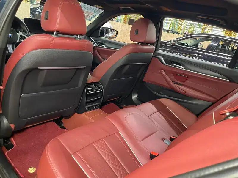 2021 BMW 5 Series Facelift 530Li Leading Edition M Sport Package — миниатюра 15