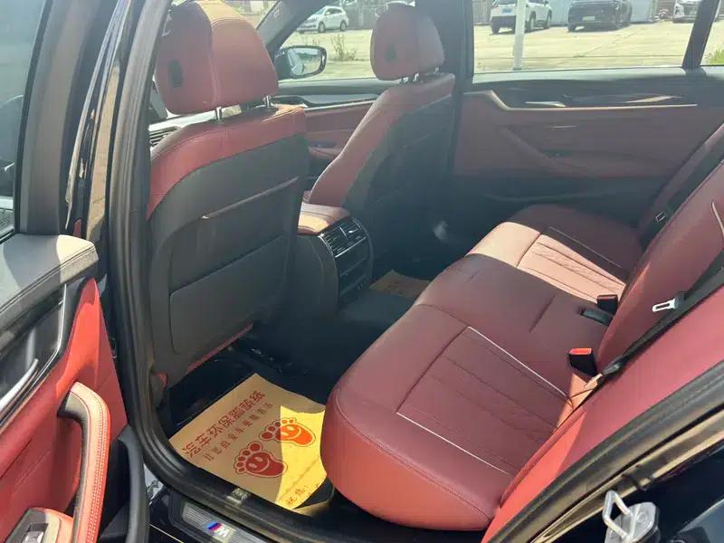 2022 BMW 5 Series Facelift 530Li Leading Edition M Sport Package — миниатюра 13