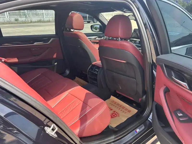2022 BMW 5 Series Facelift 530Li Leading Edition M Sport Package — миниатюра 15