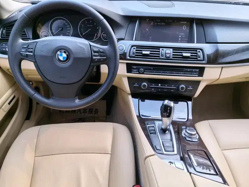 2014 BMW 5 Series 525Li Leading Edition — миниатюра 11