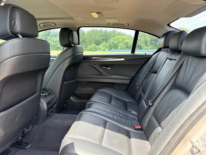BMW 5 Series 2013 525Li Leading Edition — миниатюра 9
