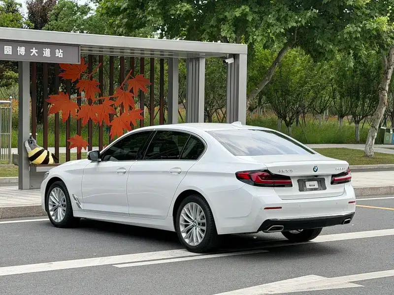 BMW 5 Series 2022 Facelift 525Li Luxury Package — миниатюра 4