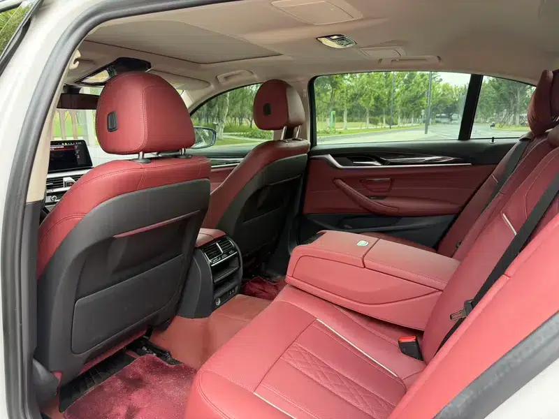 BMW 5 Series 2022 Facelift 525Li Luxury Package — миниатюра 9