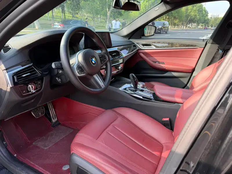 2019 BMW 5 Series Facelift 530Li Leading Edition M Sport Package — миниатюра 8