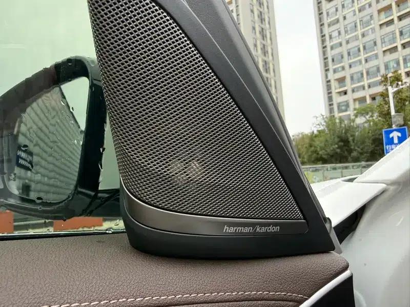 2023 BMW 5 Series 530Li Leading Luxury Package — миниатюра 13