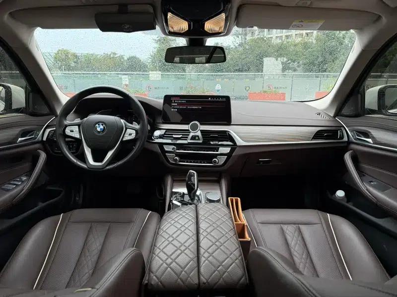 2023 BMW 5 Series 530Li Leading Luxury Package — миниатюра 14