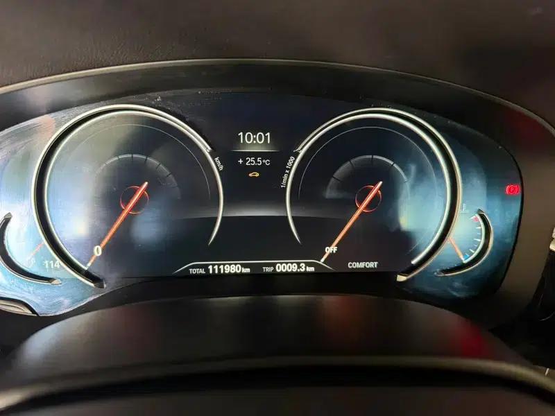 2018 BMW 5 Series (Imported) 525i M Sport Package — миниатюра 11
