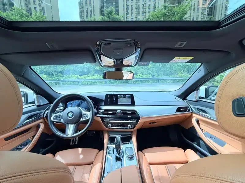 2018 BMW 5 Series (Imported) 525i M Sport Package — миниатюра 12