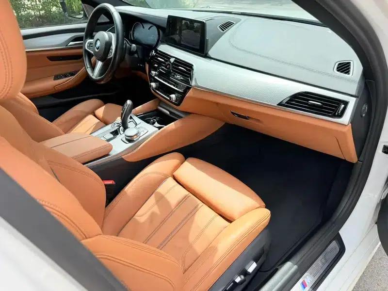 2018 BMW 5 Series (Imported) 525i M Sport Package — миниатюра 15