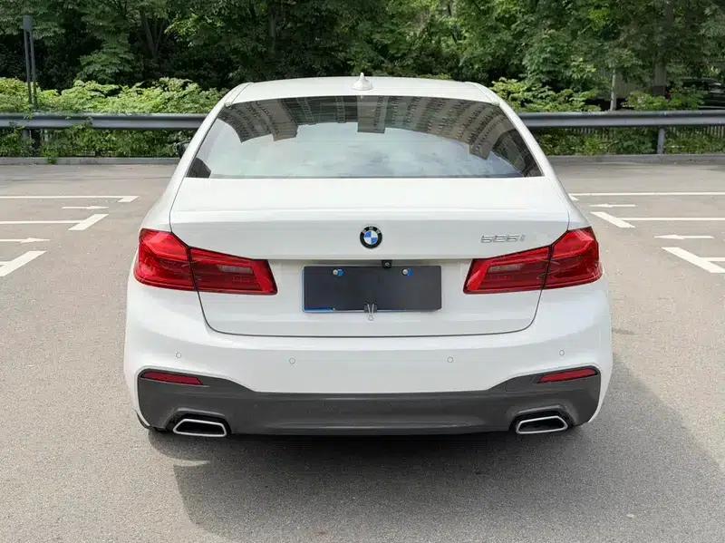 2018 BMW 5 Series (Imported) 525i M Sport Package — миниатюра 6