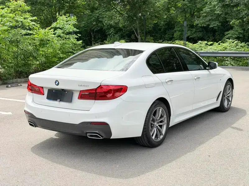 2018 BMW 5 Series (Imported) 525i M Sport Package — миниатюра 7