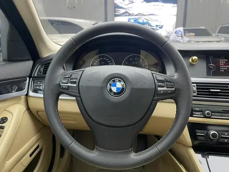 BMW 5 Series (Imported) 2013 520i Elegant Model — миниатюра 12