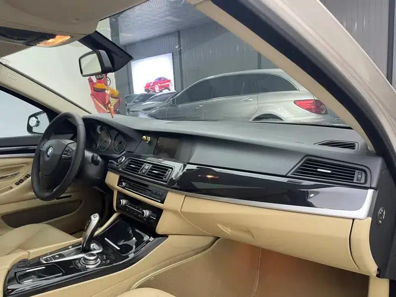BMW 5 Series (Imported) 2013 520i Elegant Model — миниатюра 15