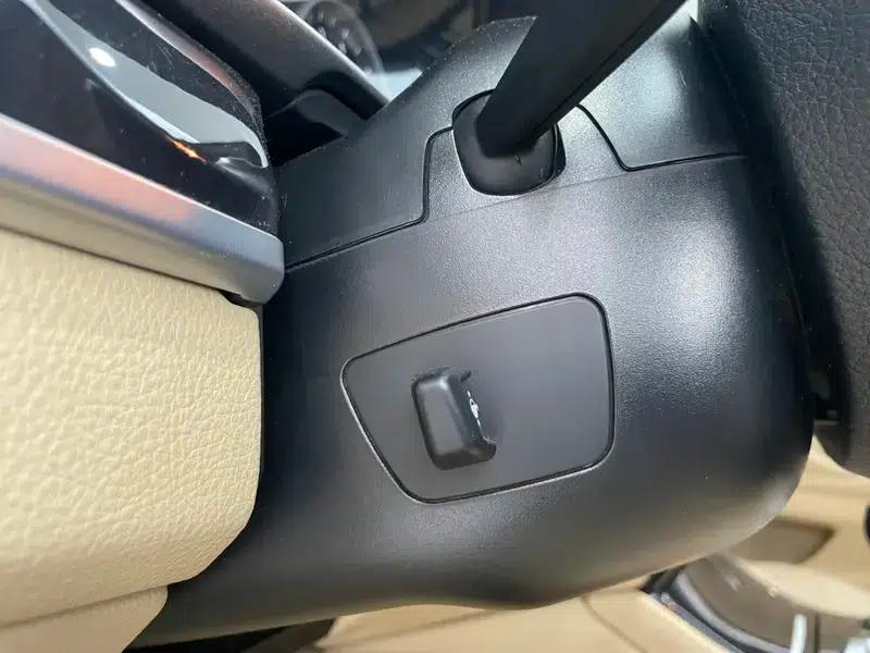 BMW 5 Series (Imported) 2013 520i Elegant Model — миниатюра 20