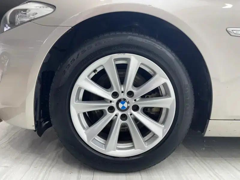 BMW 5 Series (Imported) 2013 520i Elegant Model — миниатюра 9