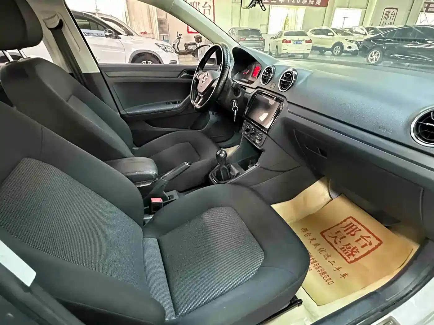 Jetta 2017 1.4L Manual Fashion Edition — миниатюра 11
